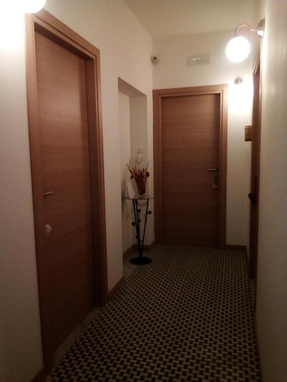 Officina Urban Sleep Bed & Breakfast San Benedetto del Tronto Bagian luar foto