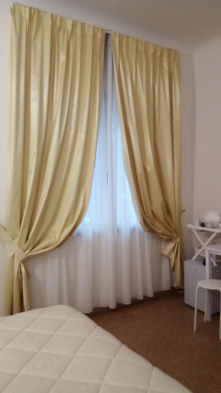 Officina Urban Sleep Bed & Breakfast San Benedetto del Tronto Bagian luar foto