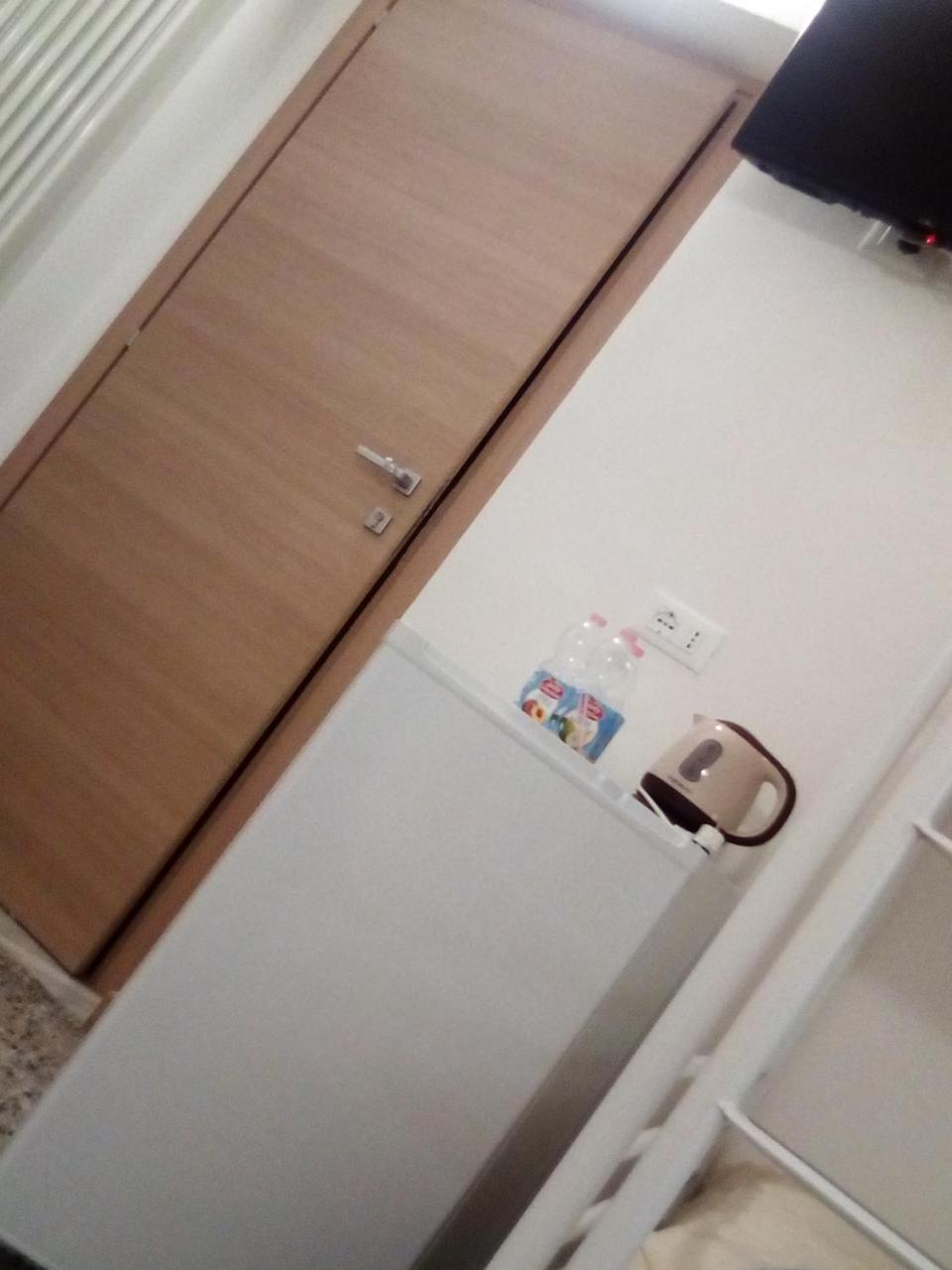 Officina Urban Sleep Bed & Breakfast San Benedetto del Tronto Bagian luar foto
